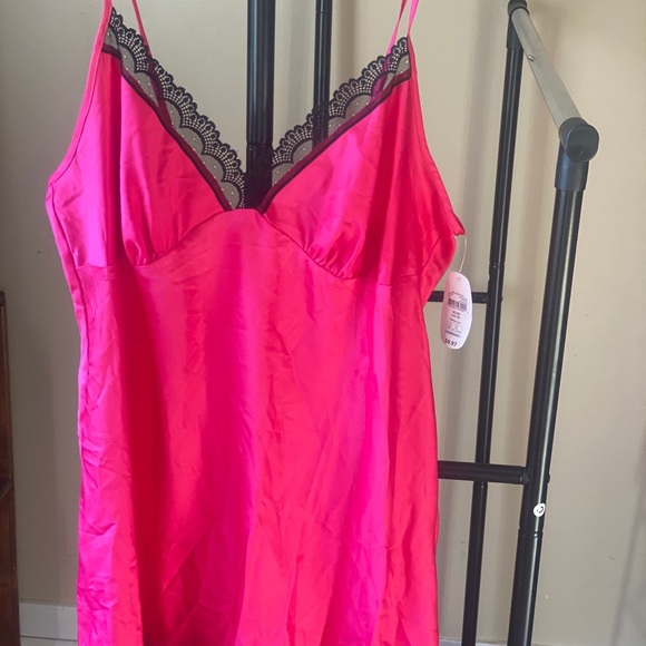 Buy all 4  nightgown
New with tags 
XL (16-18) - Picture 7 of 11